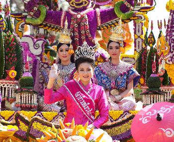 Flower Festival Beauty-Queens - Bild 5 - mit freundlicher Genehmigung von Depositphotos 