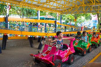 Freizeit- und Wasserparks in Bangkok - Bild 5 - mit freundlicher Genehmigung von Depositphotos 