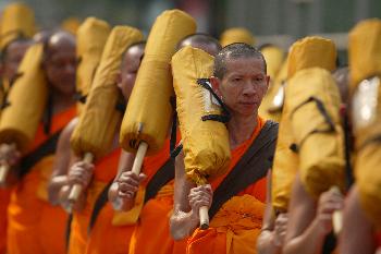 Makha Bucha Thailand - Bild 3