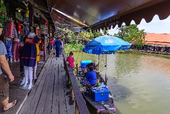 Sehenswertes in Ayutthaya - Bild 8 - mit freundlicher Genehmigung von Richard Barrow 