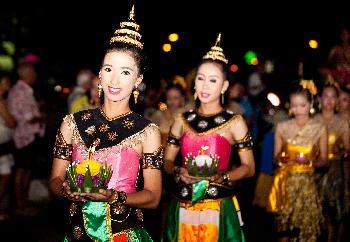 Yi Peng & Loy Kratong Chiang Mai - Bild 8 - mit freundlicher Genehmigung von Depositphotos 