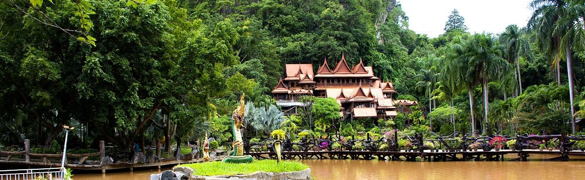 Wat Tham Khao Wong - Nakhon Sawan Thailand