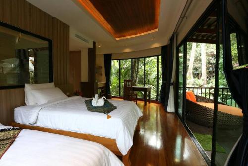 Resort Ausserhalb Rock and Tree House Resort in Khao Sok - Bild 4