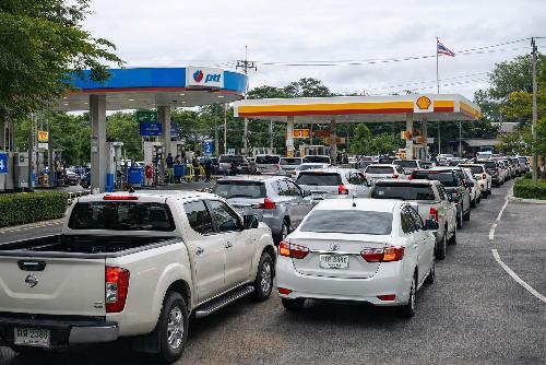 Bild Benzinproblem in Thailand - lokal und hausgemacht