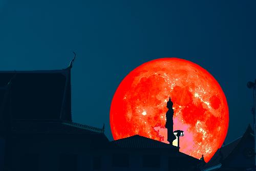 Bild Blutmond über Thailand: Totale Mondfinsternis an Makha Bucha
