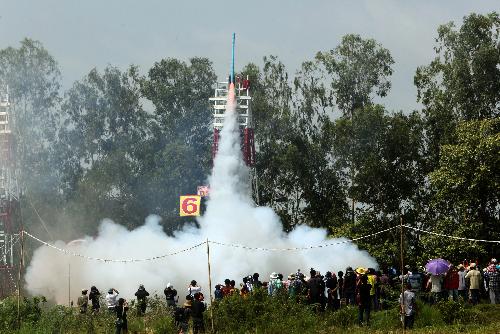 Bild Bun Bang Fai im Isaan - Thailands Raketenfestivals 2026