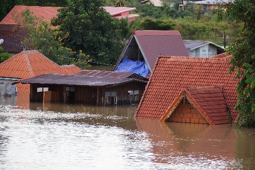 Ein Toter, Verletzte und 4 Vermisste bei Erdrutsch in Chiang Mai - Reisenews Thailand - Bild 2