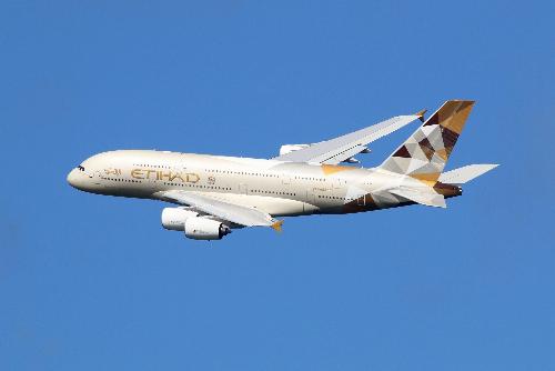 Bild Etihads Riesen-Airbus A380 erobert Bangkok