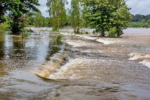 Flut-News Thailand: Schwere Verwstungen - Reisenews Thailand - Bild 1  Gerhard Veer