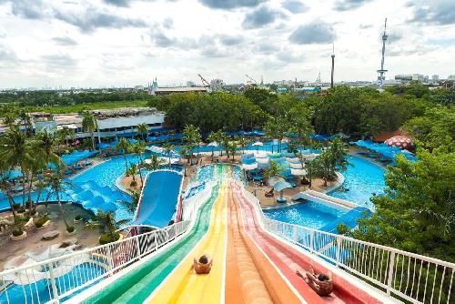 Bild Flut versenkt Freizeitpark - sechs Monate Pause für Siam Amazing Park