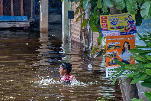 Bild Flutkatastrophe in Sdthailand fordert bisher 12 Opfer