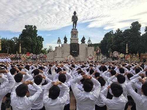 Heute ist Feiertag in Thailand - Wan Chulalongkorn