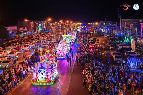 Magisches Weihnachtsstern-Festival in Sakon Nakhon - Veranstaltungen - Bild 1