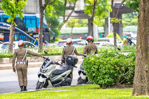 Bild Polizei beschlagnahmt 20 Motorrder rcksichtsloser Touristen