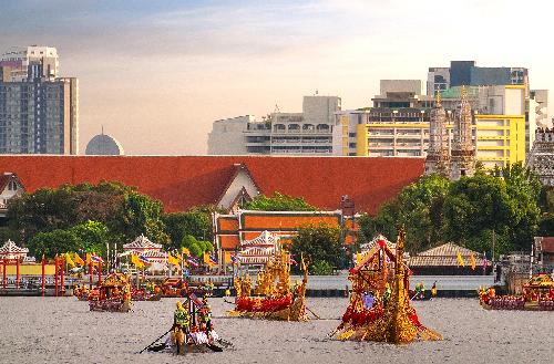 Bild Royal Barge Procession Bangkok 2024