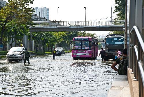 Bild Wettervorhersage - Schwerer Regen und Gewitter in Thailand