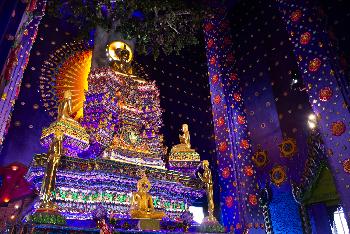 Zoom Purple Temple Sehenswertes Ayutthaya - 1